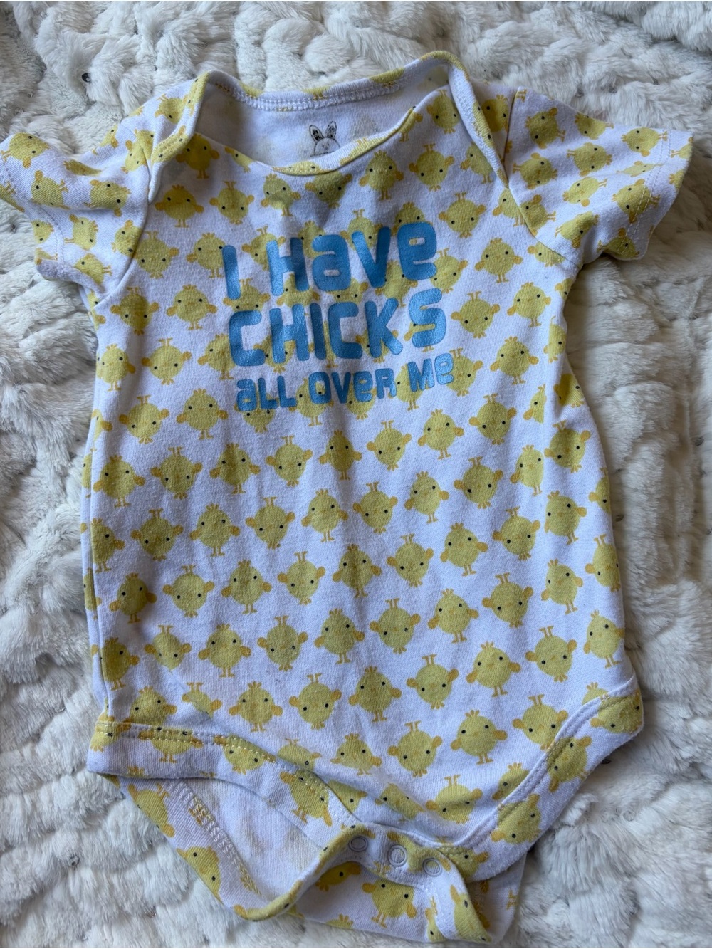 Baby Boys Chicks Bodysuit Size 3-6M White “I Have Chicks All Over Me”